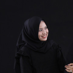 Yuli Rizqi Sa'adati, S.T